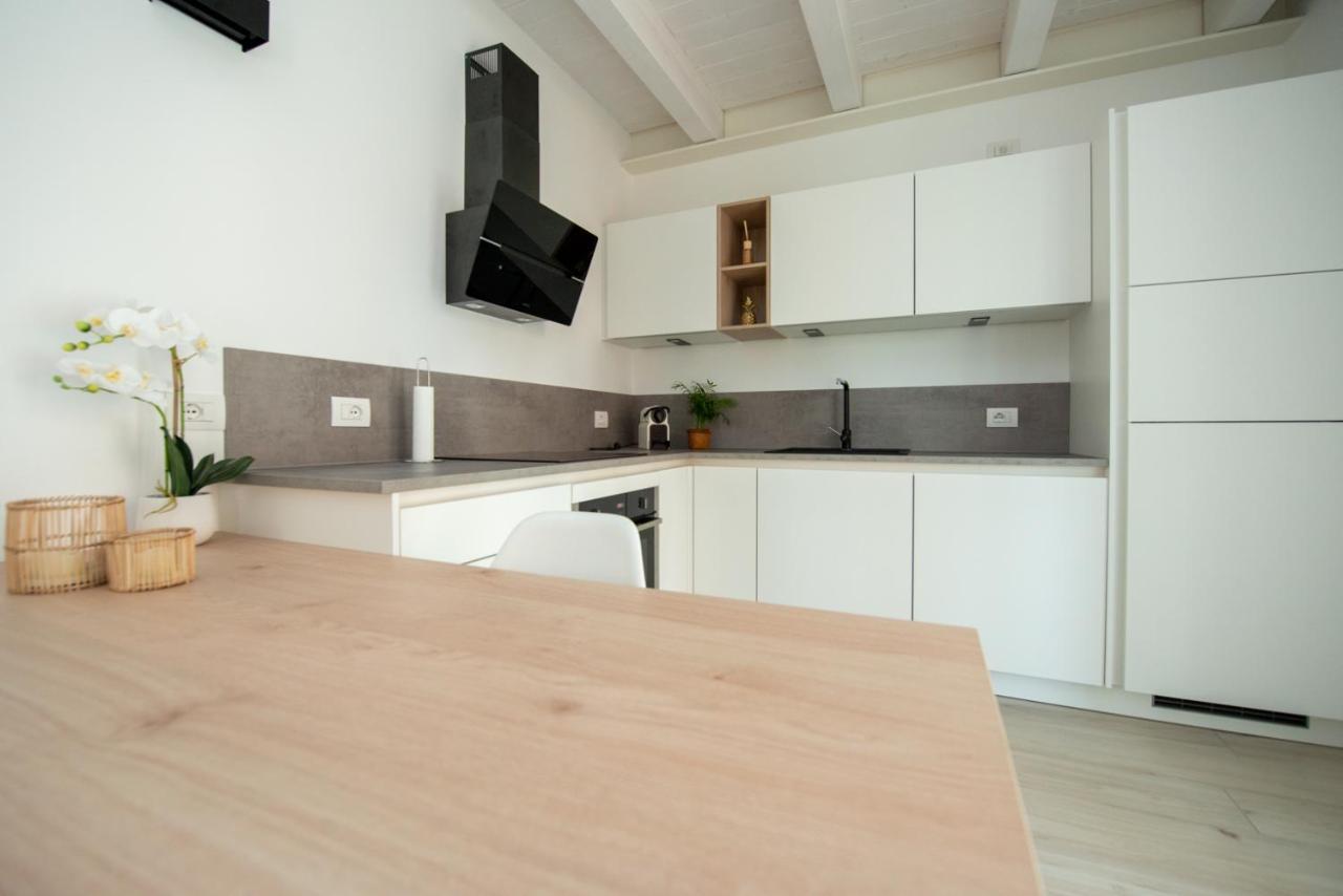 Lake Dream Apartment With Pool In Bardolino Zewnętrze zdjęcie