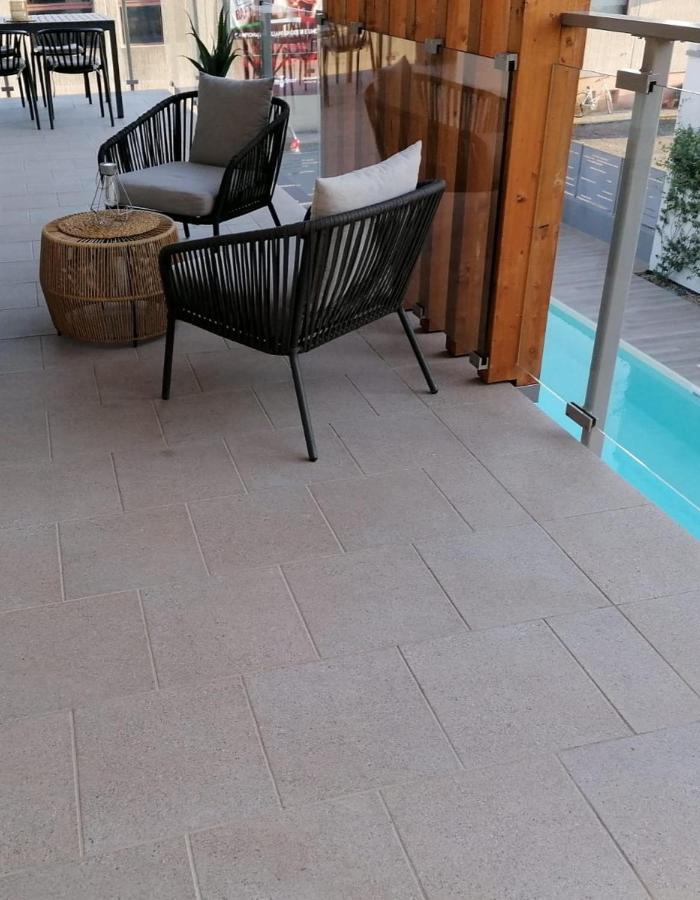 Lake Dream Apartment With Pool In Bardolino Zewnętrze zdjęcie